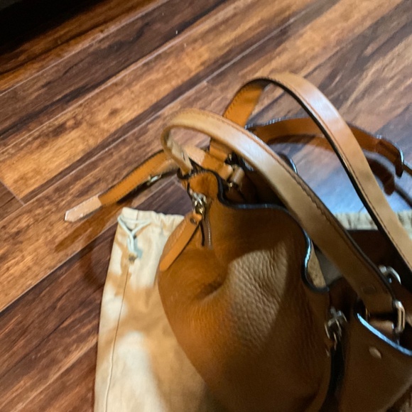 Burberry Crossbody Bag in textured leather - Picture 4 of 9